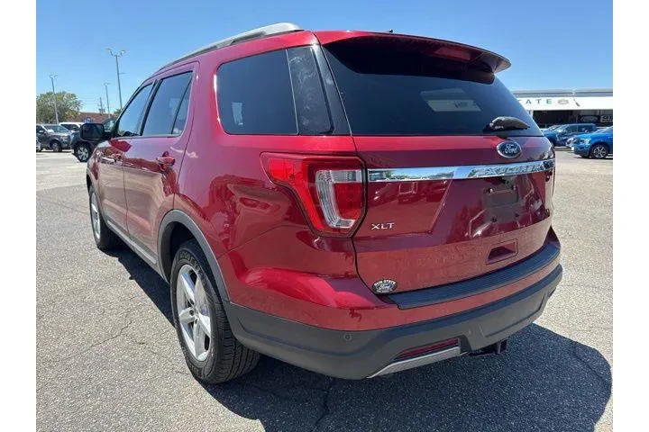 $17998 : Ford Explorer 2019 XLT 4dr S image 6