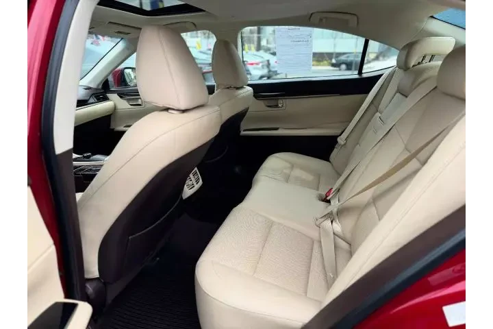 2017 LEXUS ES2017 LEXUS ES image 8