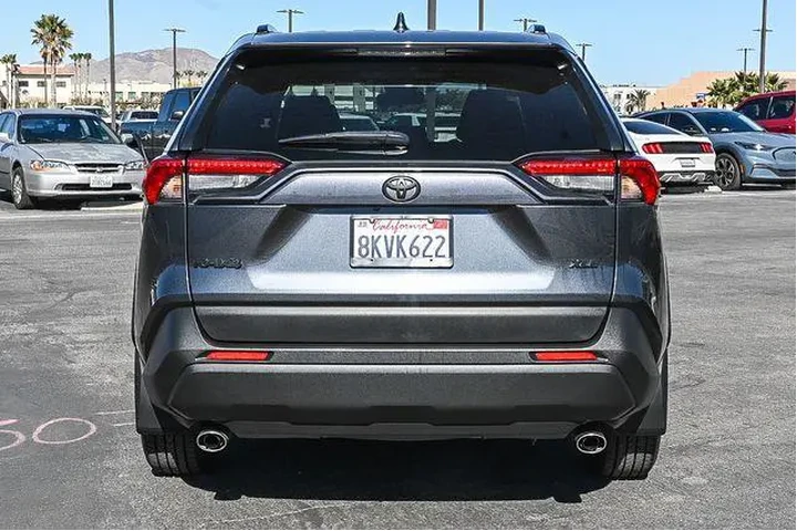 $21988 : Toyota RAV4 2019 XLE 4dr SUV image 7