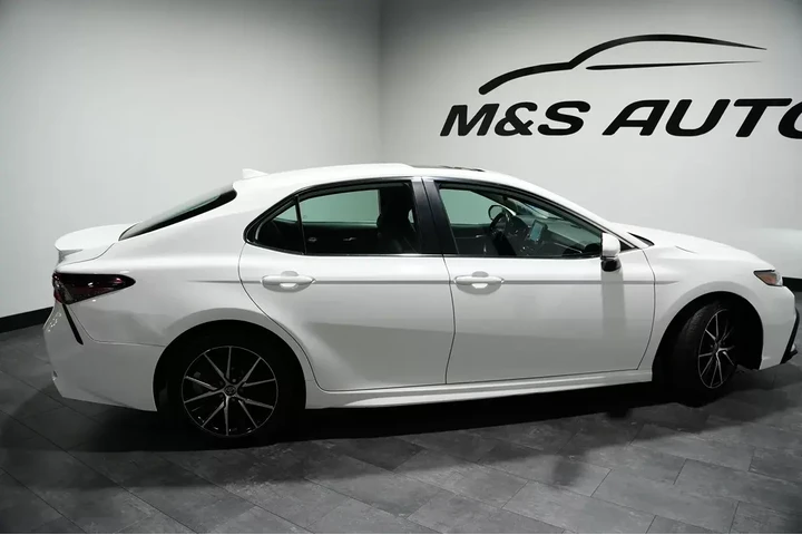 $21075 : 2023 Camry image 9