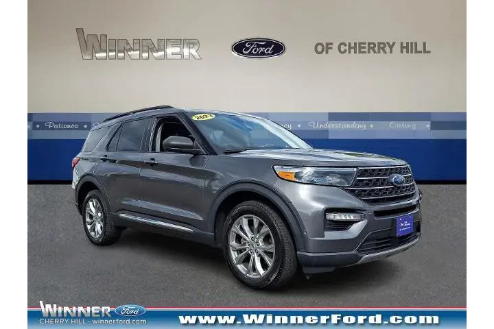 $34988 : Ford Explorer 2023 AWD XLT 4 image 1