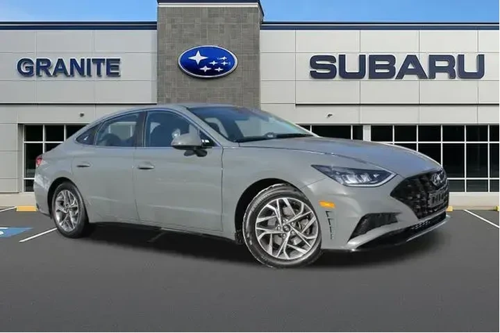 $17990 : Hyundai SONATA 2021 SEL 4dr image 2