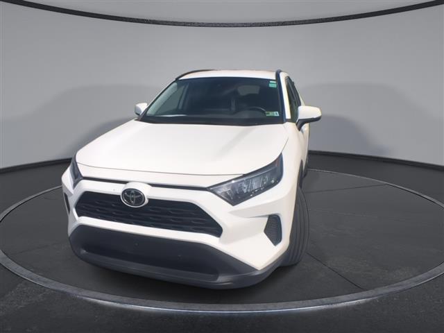 $24900 : PRE-OWNED 2021 TOYOTA RAV4 LE image 3