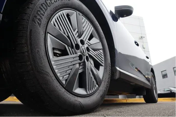 $36485 : Nissan Murano 2025 AWD SL 4d image 9