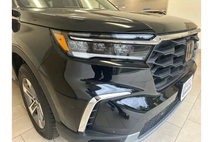 $38276 : Honda Pilot 2023 AWD EX-L 4d image 9