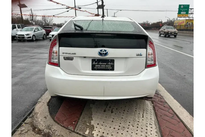 $6995 : 2013 Prius One image 5