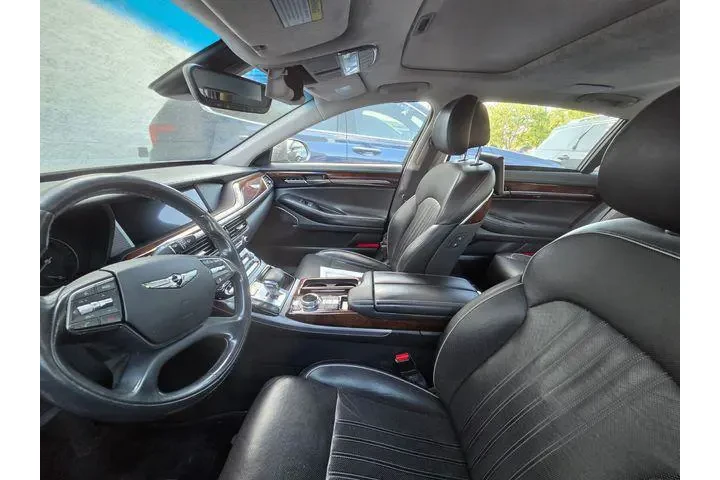 $29991 : Genesis G90 2018 5.0 Ultimat image 7