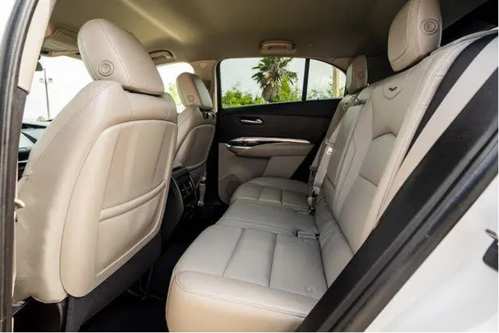 $23312 : Cadillac XT4 2021 Luxury 4dr image 9