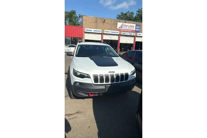 $14947 : Jeep Cherokee 2021 4x4 Trail image 1