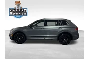 $19988 : 2020 Tiguan 2.0T SE R-Line Bl thumbnail