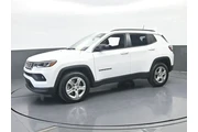 $19000 : Jeep Compass 2023 4x4 Latitu thumbnail