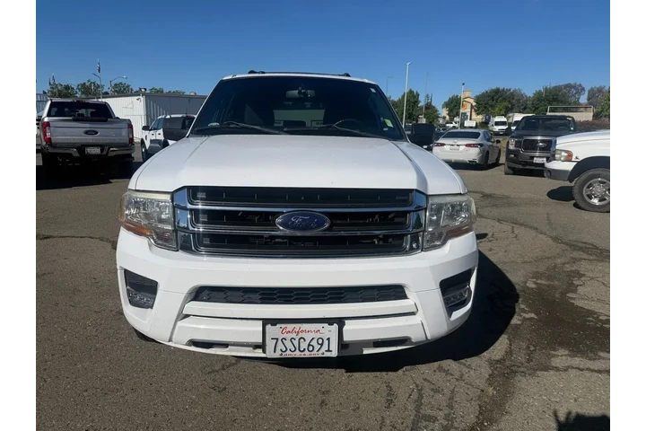 $12500 : Ford Expedition 2017 4x2 XLT image 9