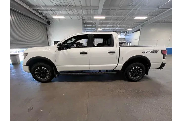 $34819 : Nissan Titan 2021 image 6
