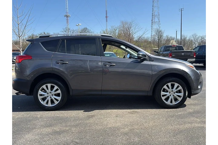 $23478 : 2014 RAV4 Limited image 10