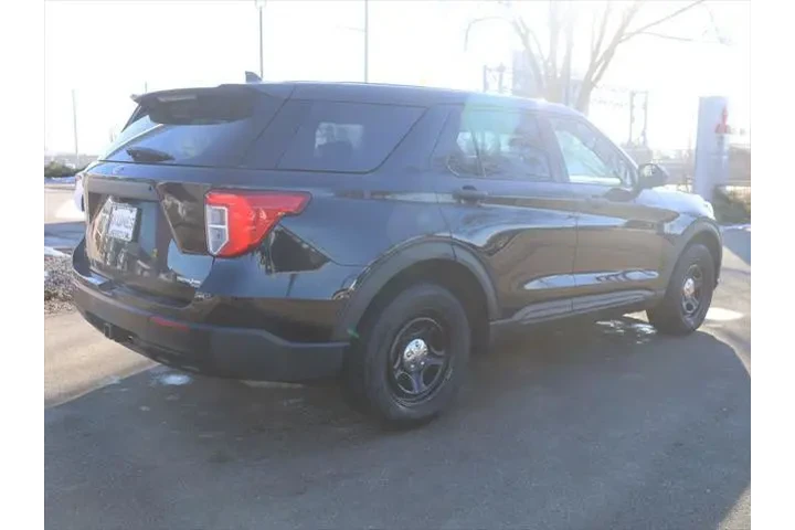 $14877 : Ford Explorer 2021 AWD Polic image 8
