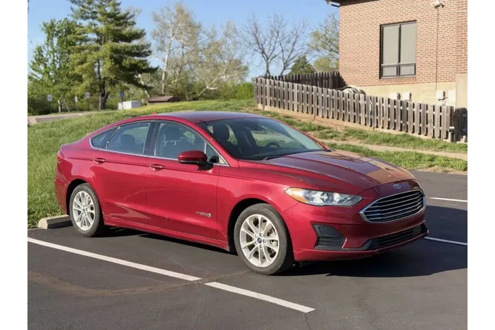$6999 : 2019 Fusion Hybrid SE image 4