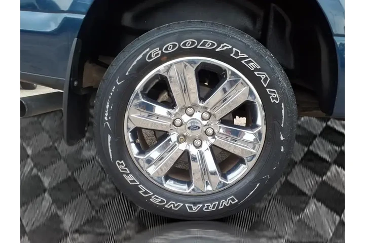 $32789 : Ford F-150 2019 4x4 XLT 4dr image 8