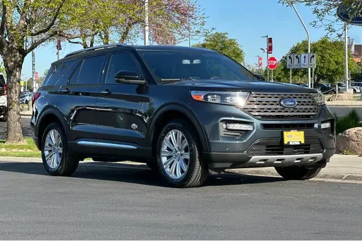 $31995 : Ford Explorer 2022 AWD King image 9