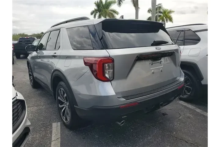 $27990 : Ford Explorer 2022 ST-Line 4 image 4