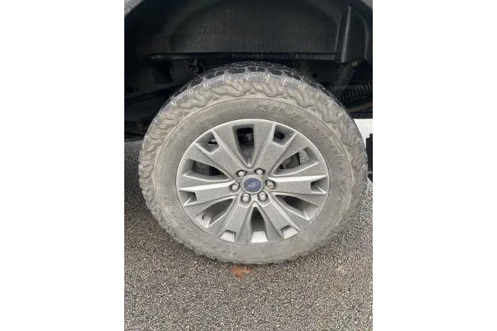 $25995 : Ford F-150 2017 4x4 Lariat 4 image 8