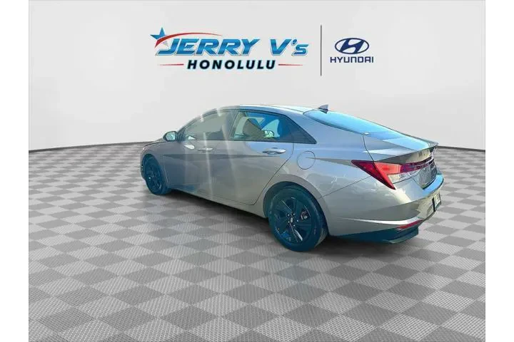 $23995 : Hyundai ELANTRA Hybrid 2023 image 6