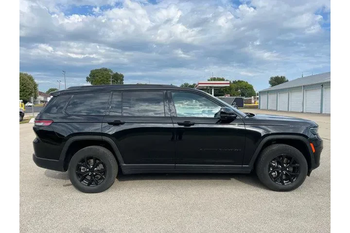 $34990 : Jeep Grand Cherokee L 2024 4 image 5