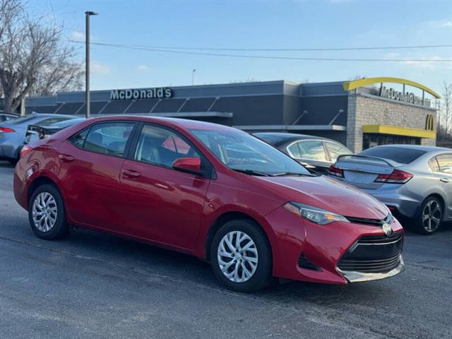 $13495 : 2018 Corolla LE image 4