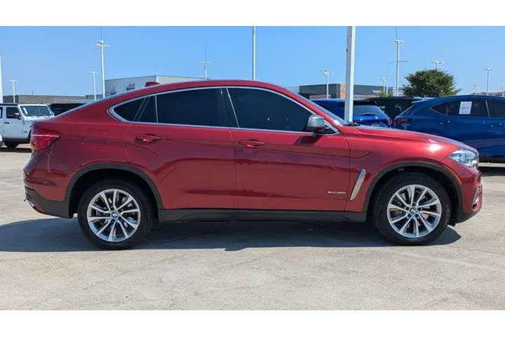$22995 : BMW X6 2017 AWD xDrive50i 4d image 2