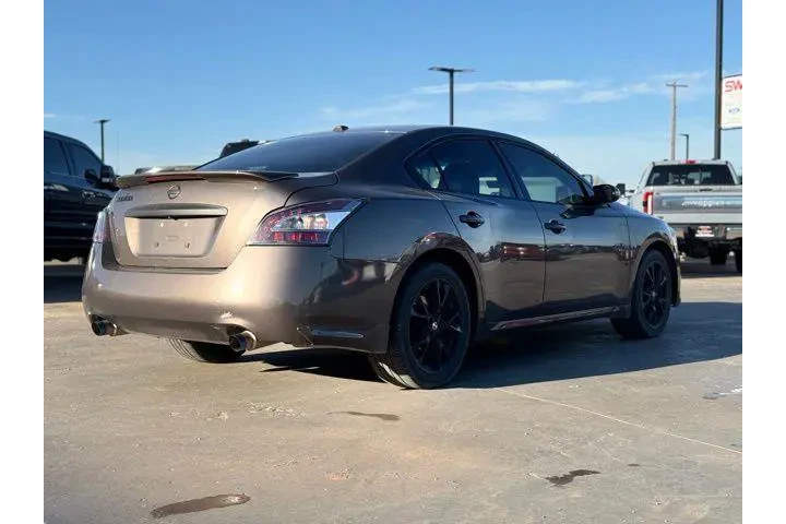 $11999 : Nissan Maxima 2014 3.5 SV 4d image 2