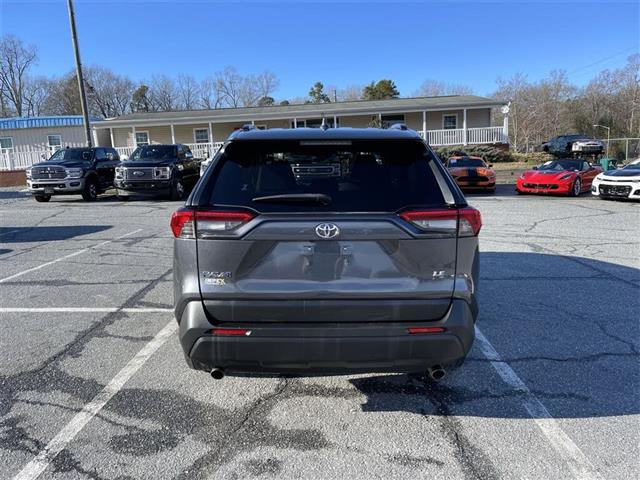 $11000 : 2019 Toyota RAV4 LE FWD image 2