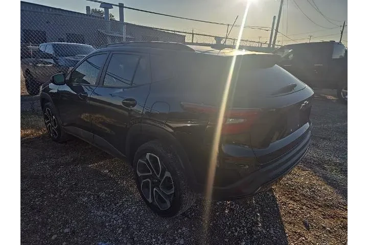 $20765 : Chevrolet Trax 2025 RS 4dr C image 2