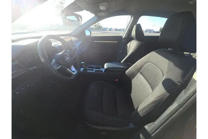 $20499 : Nissan Altima 2023 2.5 SV 4d image 5