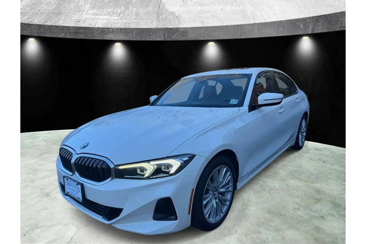 $29985 : BMW 3 Series 2023 AWD 330i x image 3