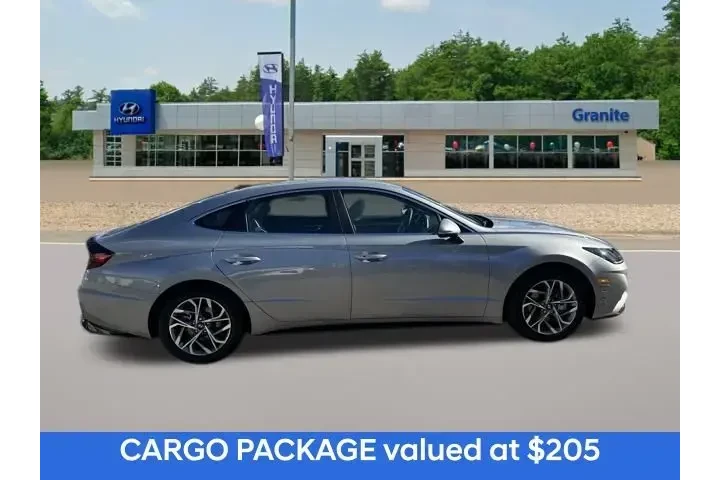 $20990 : Hyundai SONATA 2023 SEL 4dr image 5