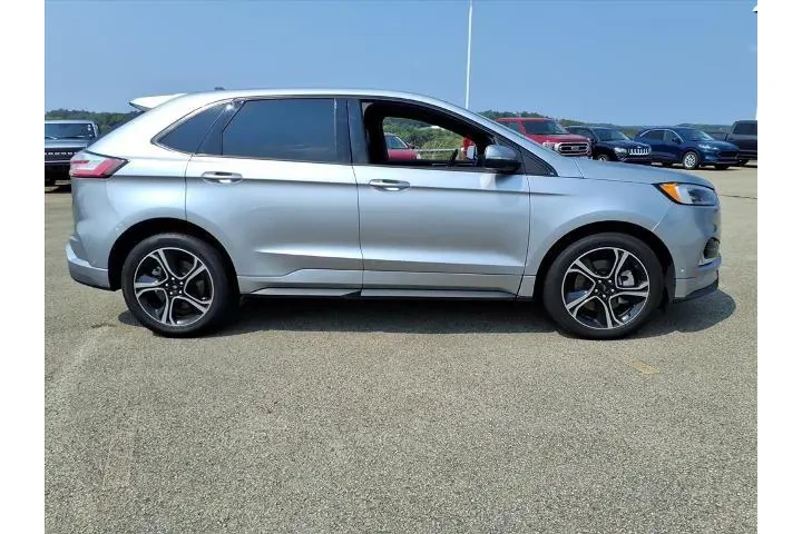 $26986 : Ford Edge 2021 AWD ST 4dr Cr image 2