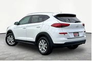 $22269 : Hyundai TUCSON 2021 Value 4d thumbnail