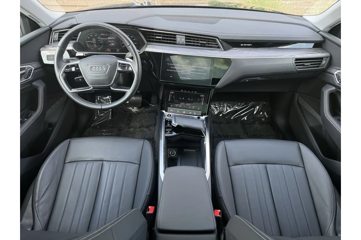 $34999 : 2024 Q8 e-tron Premium image 2