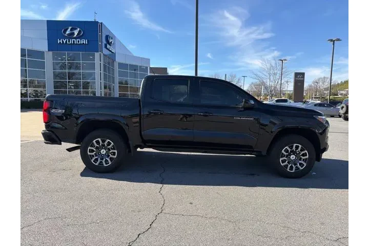 $34029 : Chevrolet Colorado 2023 4x4 image 7