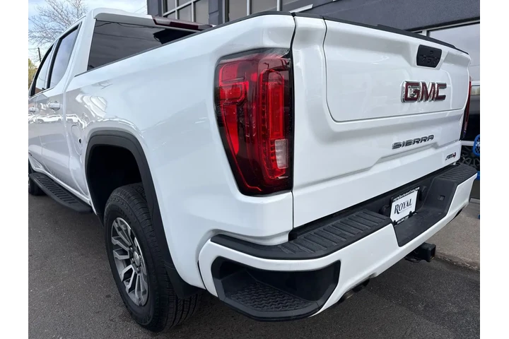 $36995 : 2021 GMC Sierra 1500 4WD Crew image 9