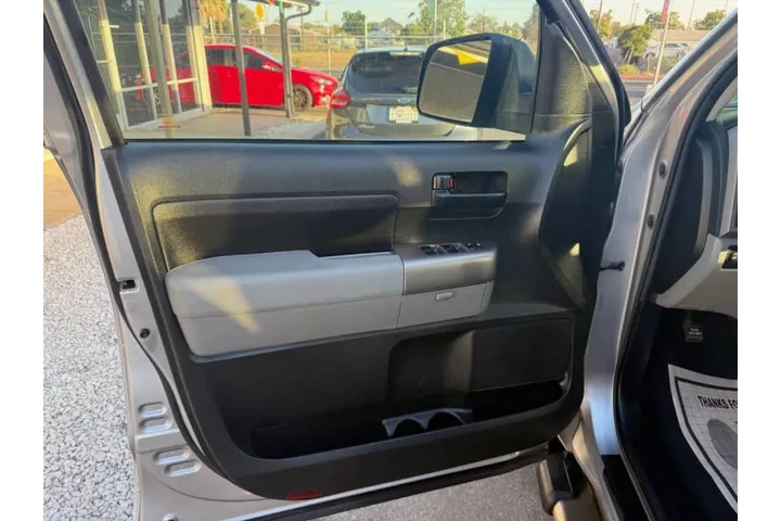 $18350 : 2012 Tundra Grade image 10