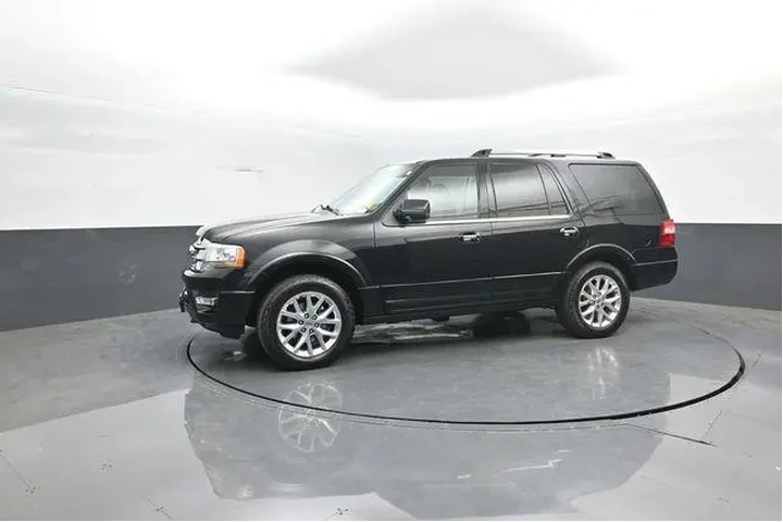 $18972 : Ford Expedition 2017 4x4 Lim image 4