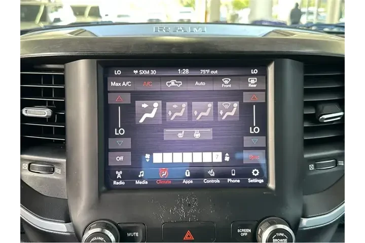 $19000 : Ram 1500 2019 4x2 Big Horn 4 image 9