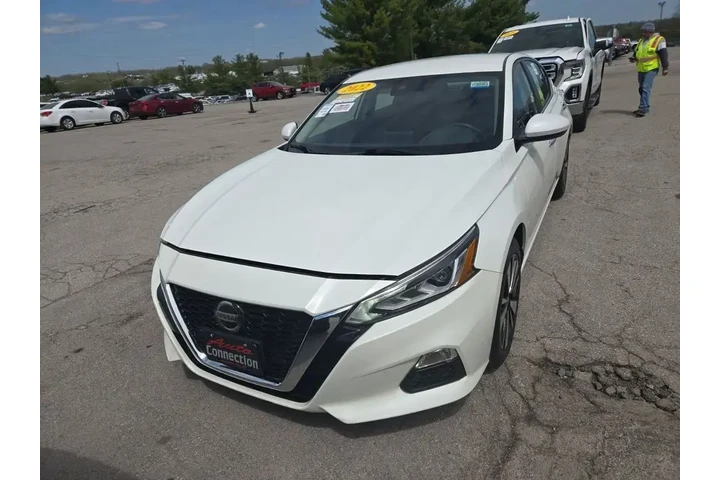 $18199 : Nissan Altima 2022 AWD 2.5 S image 3