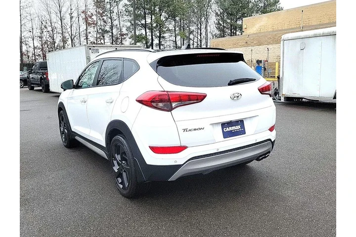 $14998 : Hyundai TUCSON 2018 Value 4d image 7