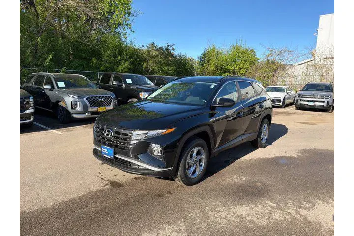 $25350 : Hyundai TUCSON 2023 AWD SEL image 4