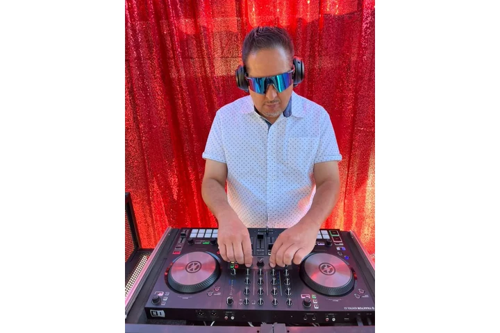 Dj Tony Reyes image 4