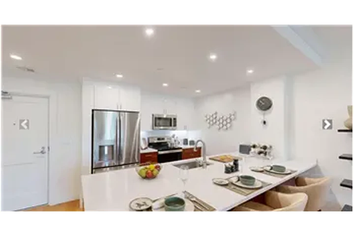 $3240 : Rental property with 1 bedro image 1