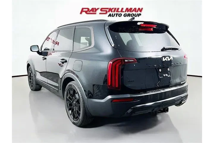 $33975 : Kia Telluride 2022 AWD SX 4d image 5