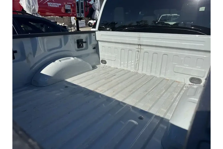 $39730 : Ford F-150 Lightning 2023 AW image 5