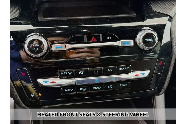 $32999 : Ford Explorer 2023 AWD ST-Li image 7